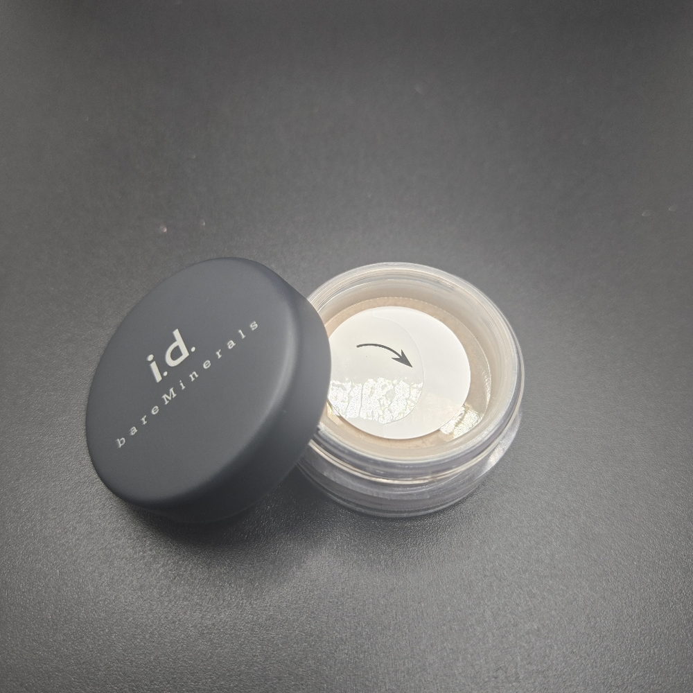 i.d. bareMinerals Glimmer Loose Powder WINTER WHITE .02 oz Eye Shadow Sealed